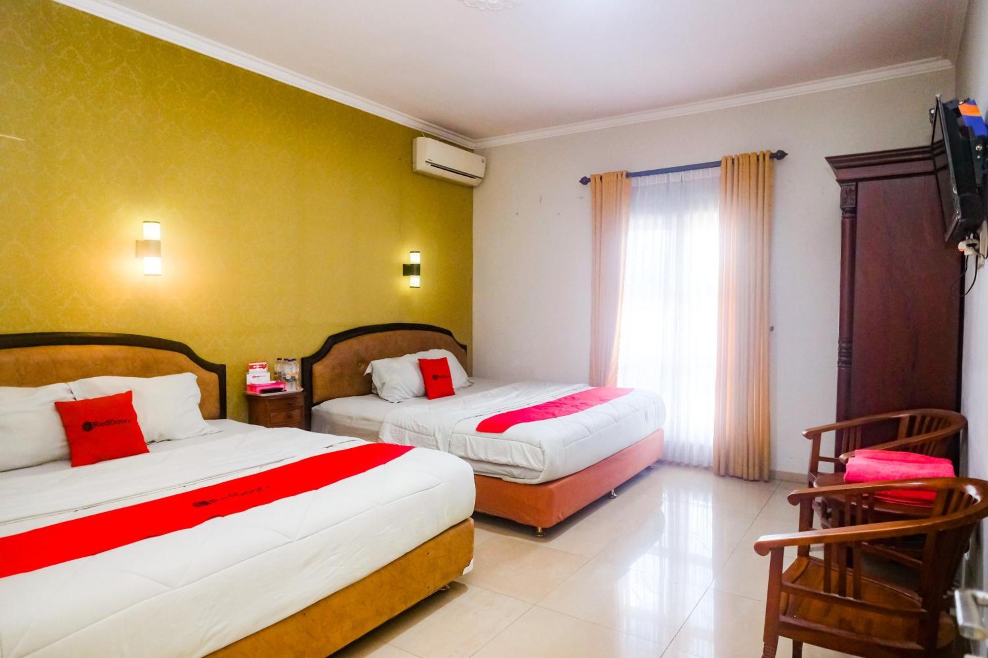 Reddoorz Near Adisucipto Airport 2 Guest house
